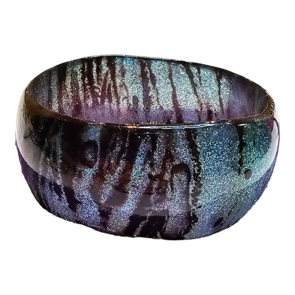 Green and Black Glitter Animal Markings Bangle Bracelet - Picture 7 of 9